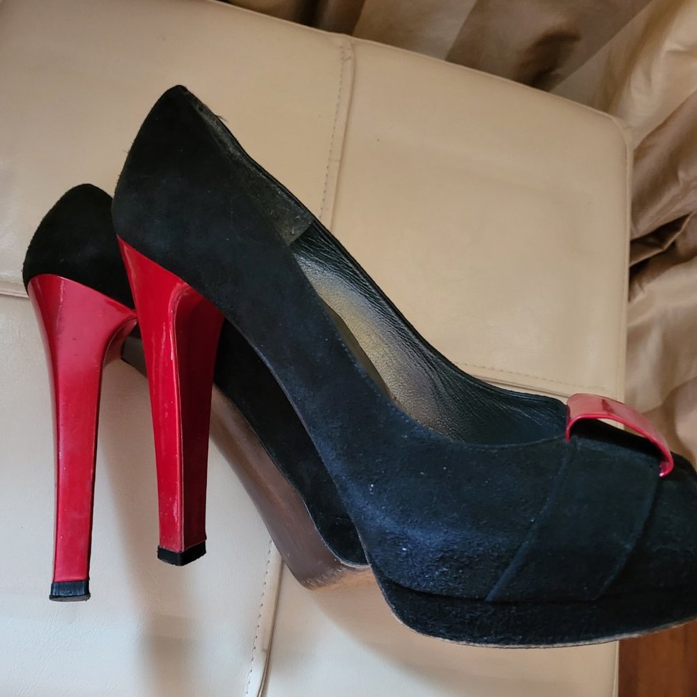 Stuart Weitzman Patent And Suede Peep Toe Platfor… - image 8